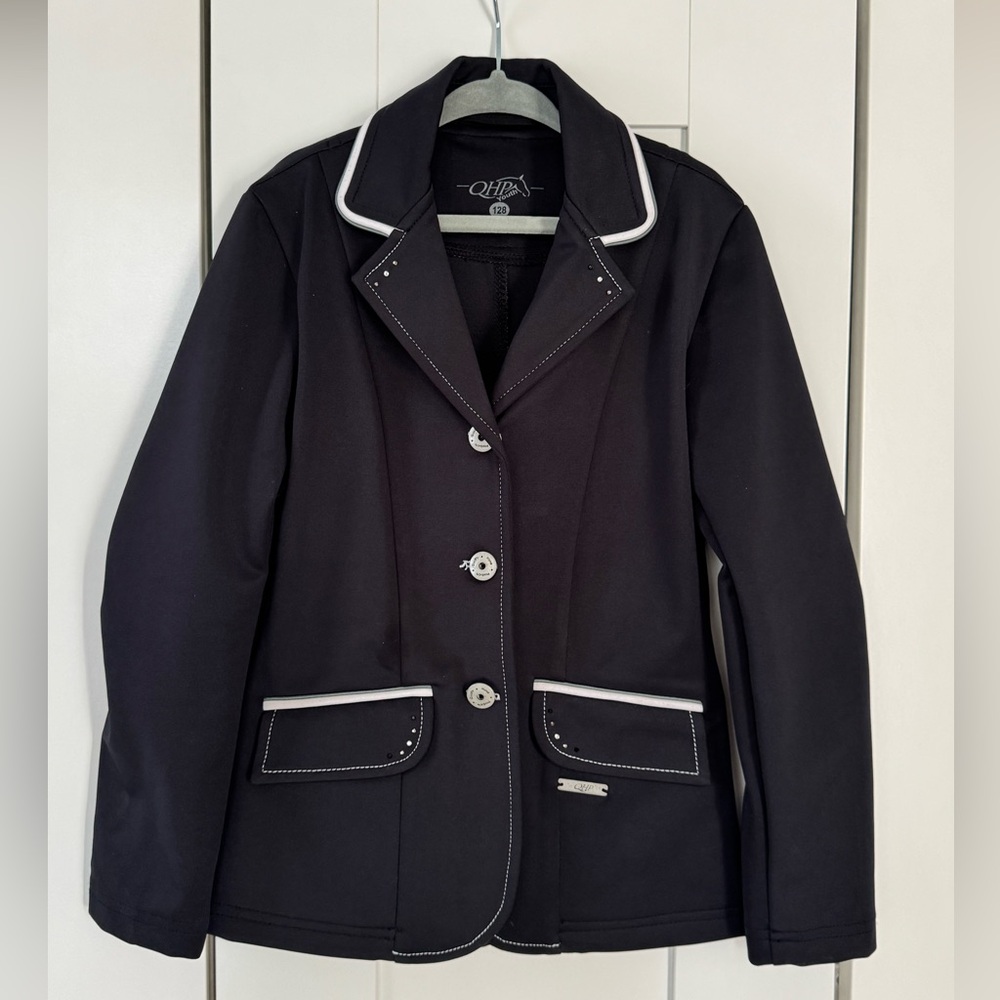 Chic Black Kids Blazer with White Accents